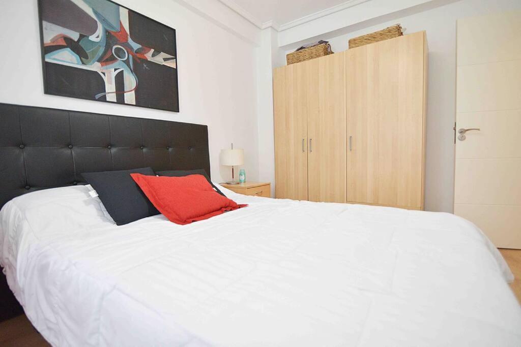 סנטנדר El Apartamento De Los Pinares By Just Room מראה חיצוני תמונה
